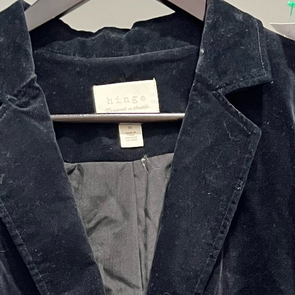 Hinge black one button velvet stretch blazer size medium back box pleats - Picture 7 of 8